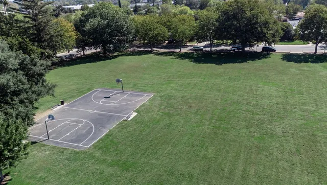 $388,000 | 4901 McGlashan Street, Sacramento, CA 95820