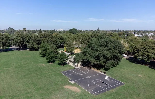 $388,000 | 4901 McGlashan Street, Sacramento, CA 95820