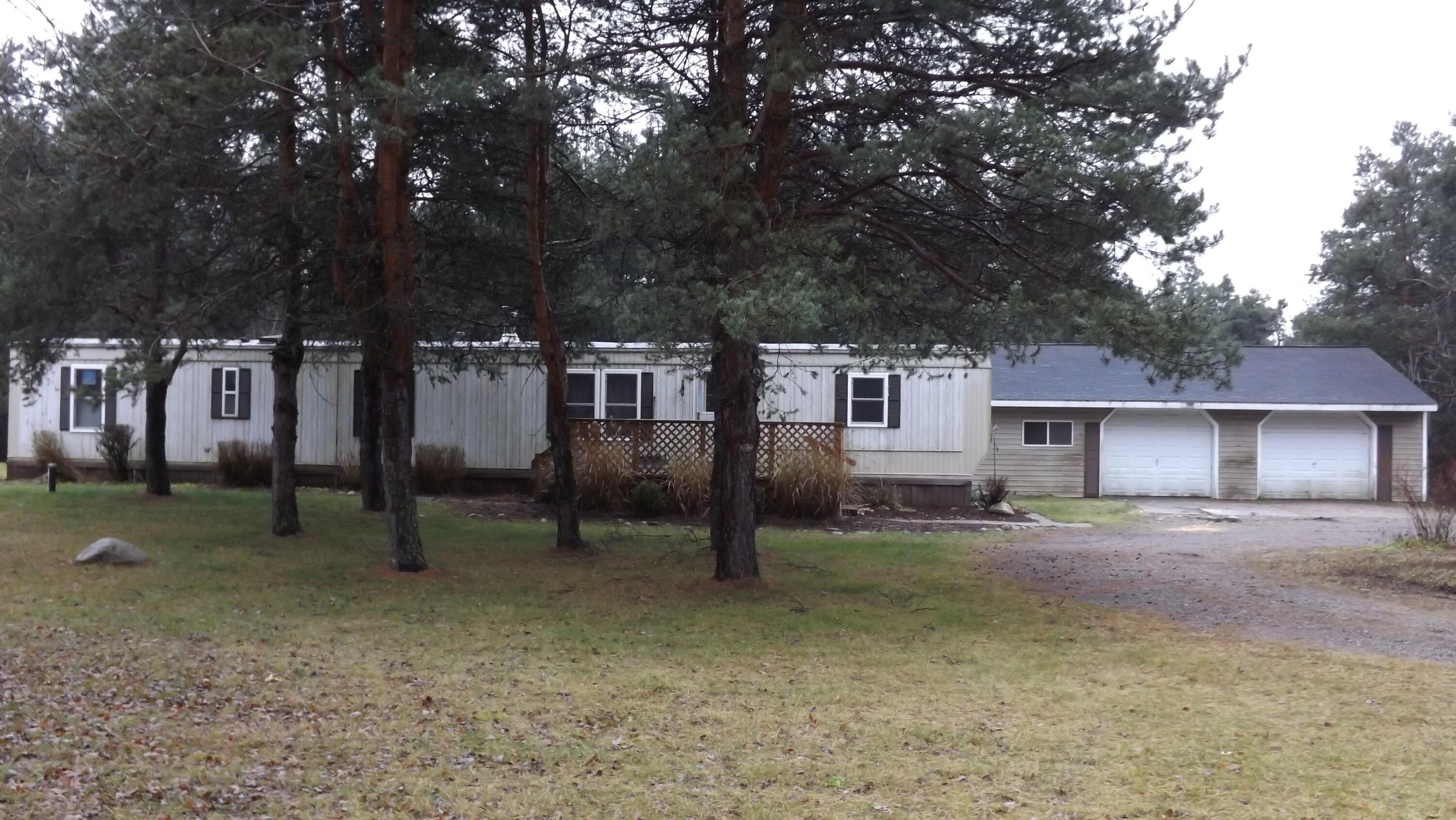1910 Woods Road Ionia, MI 48846 - Photo 1 of 10 DSCF4299