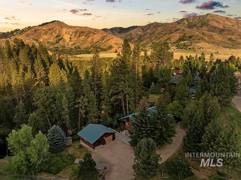 67 Wilderness Ranch Road Boise, ID 83716 - Photo 2 of 21