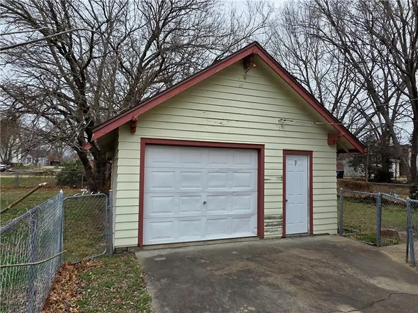 $139,900 | 713 North 9th Street, Independence, KS 67301