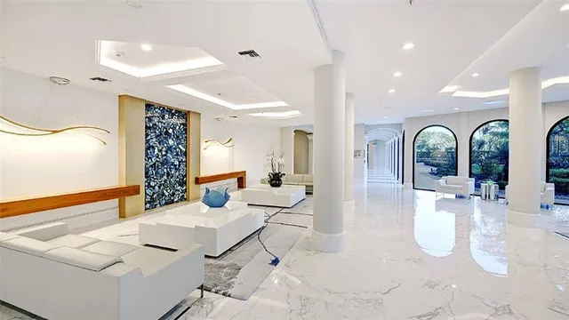 $2,995,000 | 435 L Ambiance Drive, Unit L707, Longboat Key, FL 34228