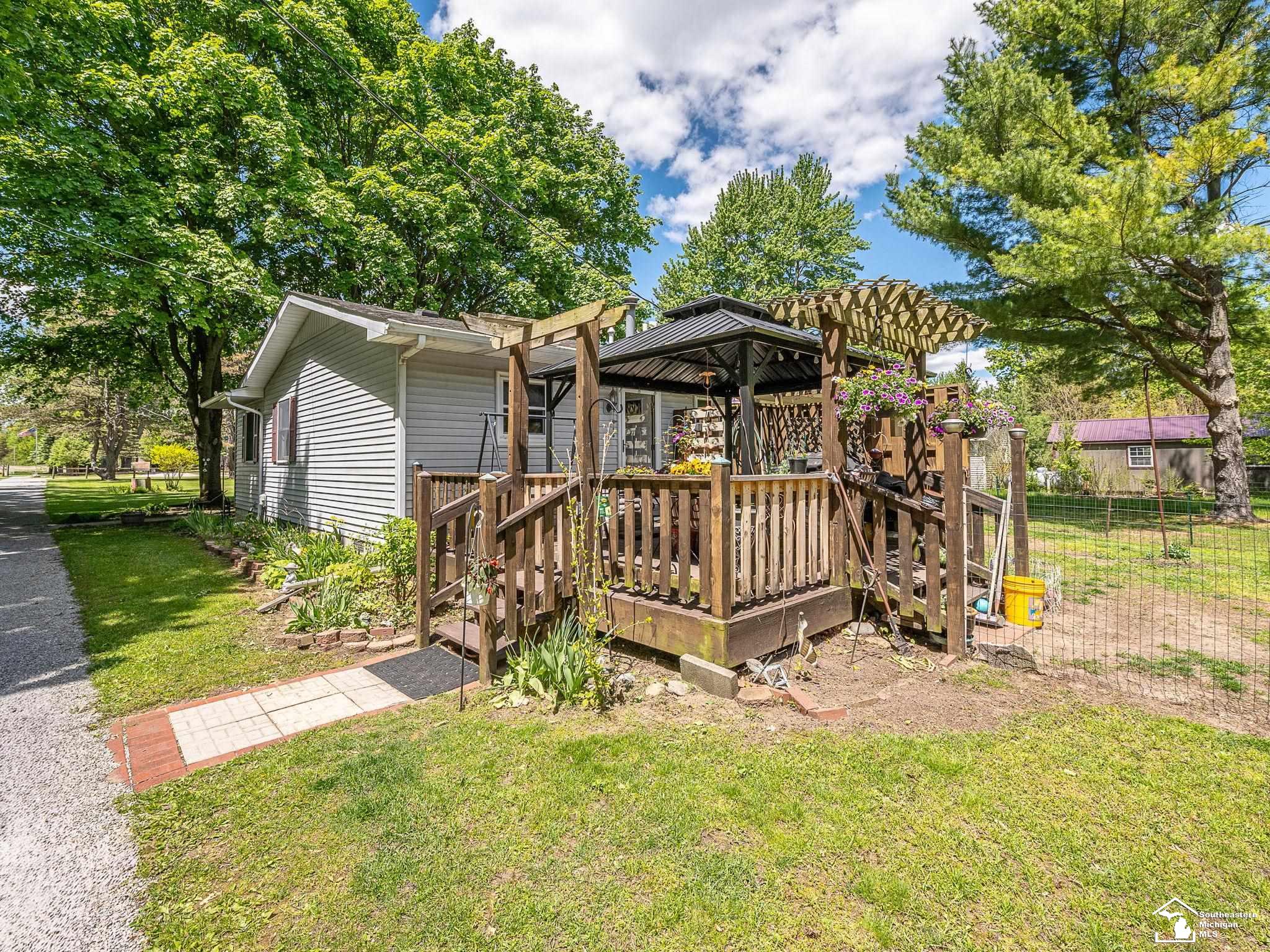 5215 Wells Road Petersburg, MI 49270 - Photo 43 of 47