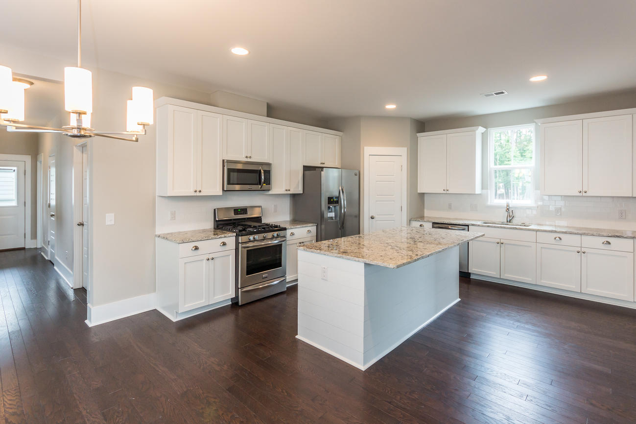 1608 Cranes Nest Road Mount Pleasant, SC 29466 - Photo 7 of 17 Kitchen
