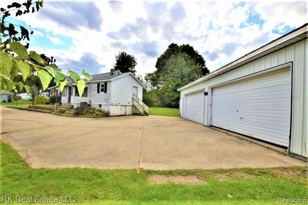 11901 Kaeding Road Romeo, MI 48065 - Photo 24 of 35