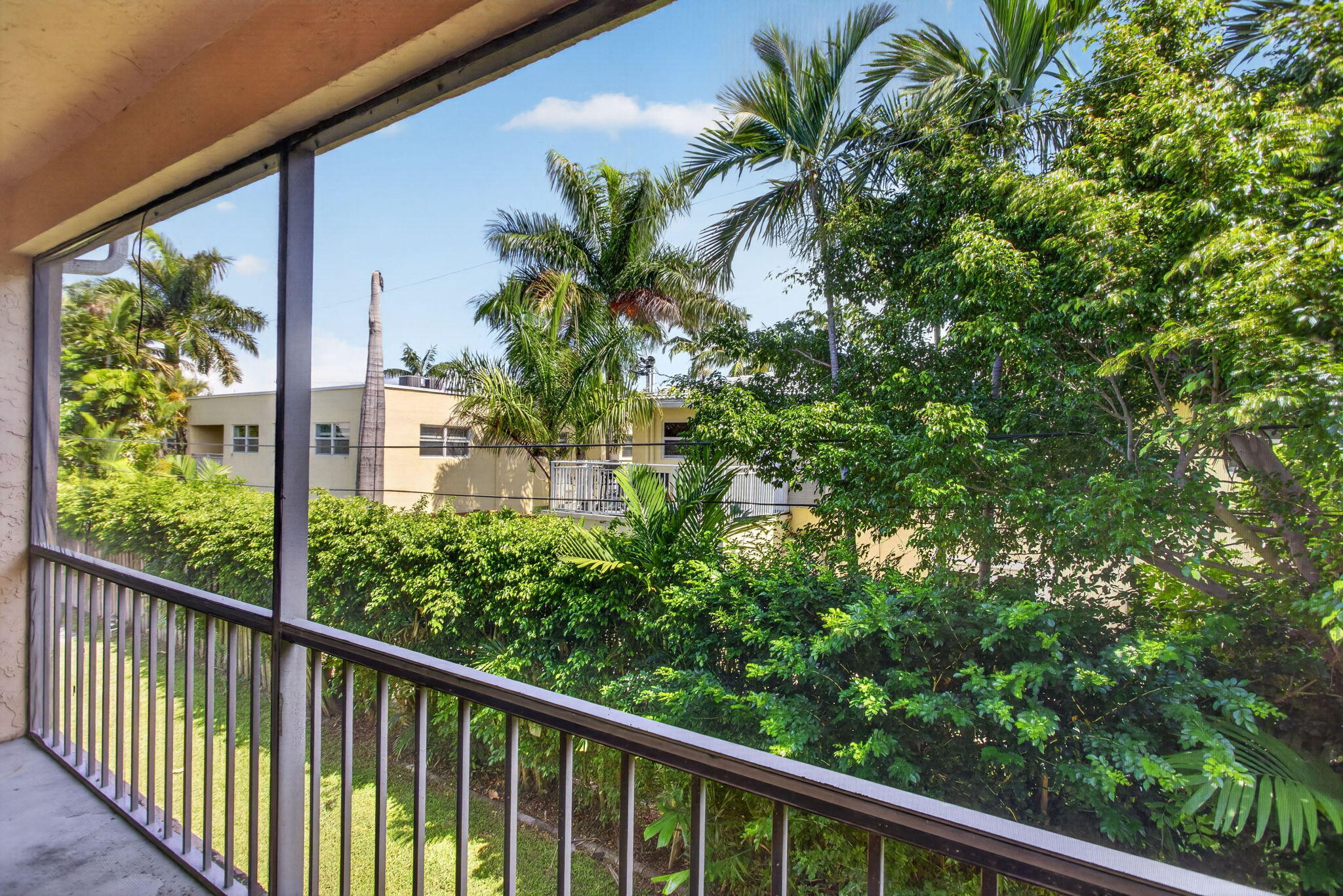 2141 Northeast 42nd Street, Unit 204 Lighthouse Point, FL 33064 - Photo 22 of 24 65-web-or-mls-2141-1302