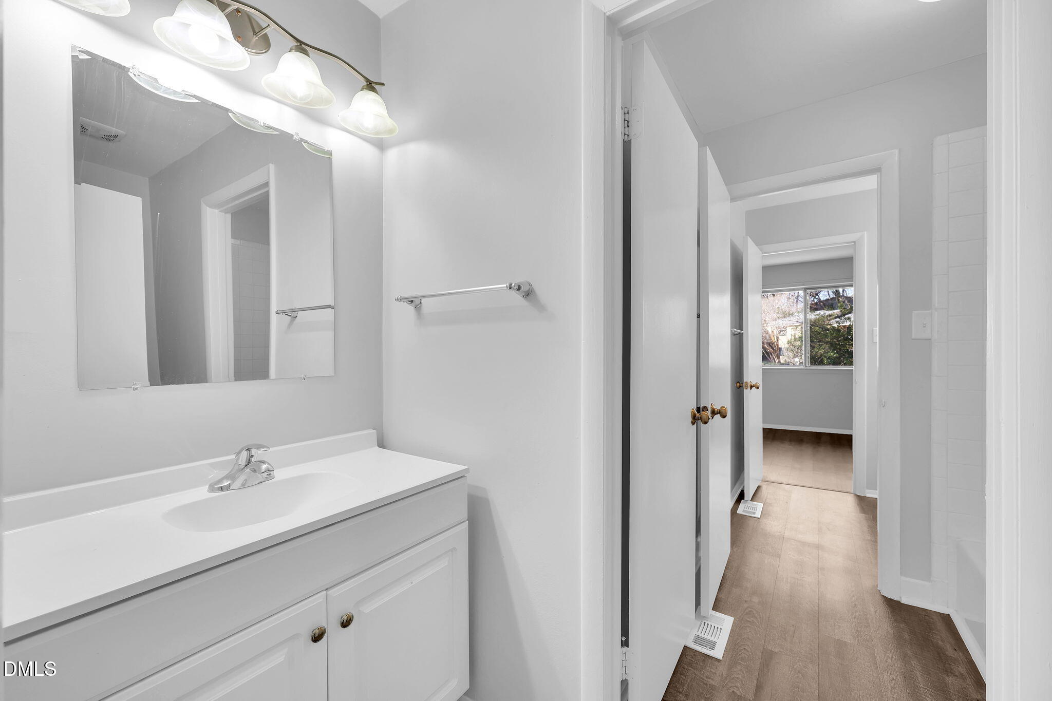 1205 Schaub Drive Raleigh, NC 27606 - Photo 16 of 20 18-web-or-mls-9L1A2696