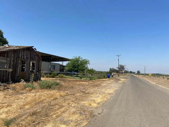 $1,200,000 | 875 West Laguna Avenue, Riverdale, CA 93656