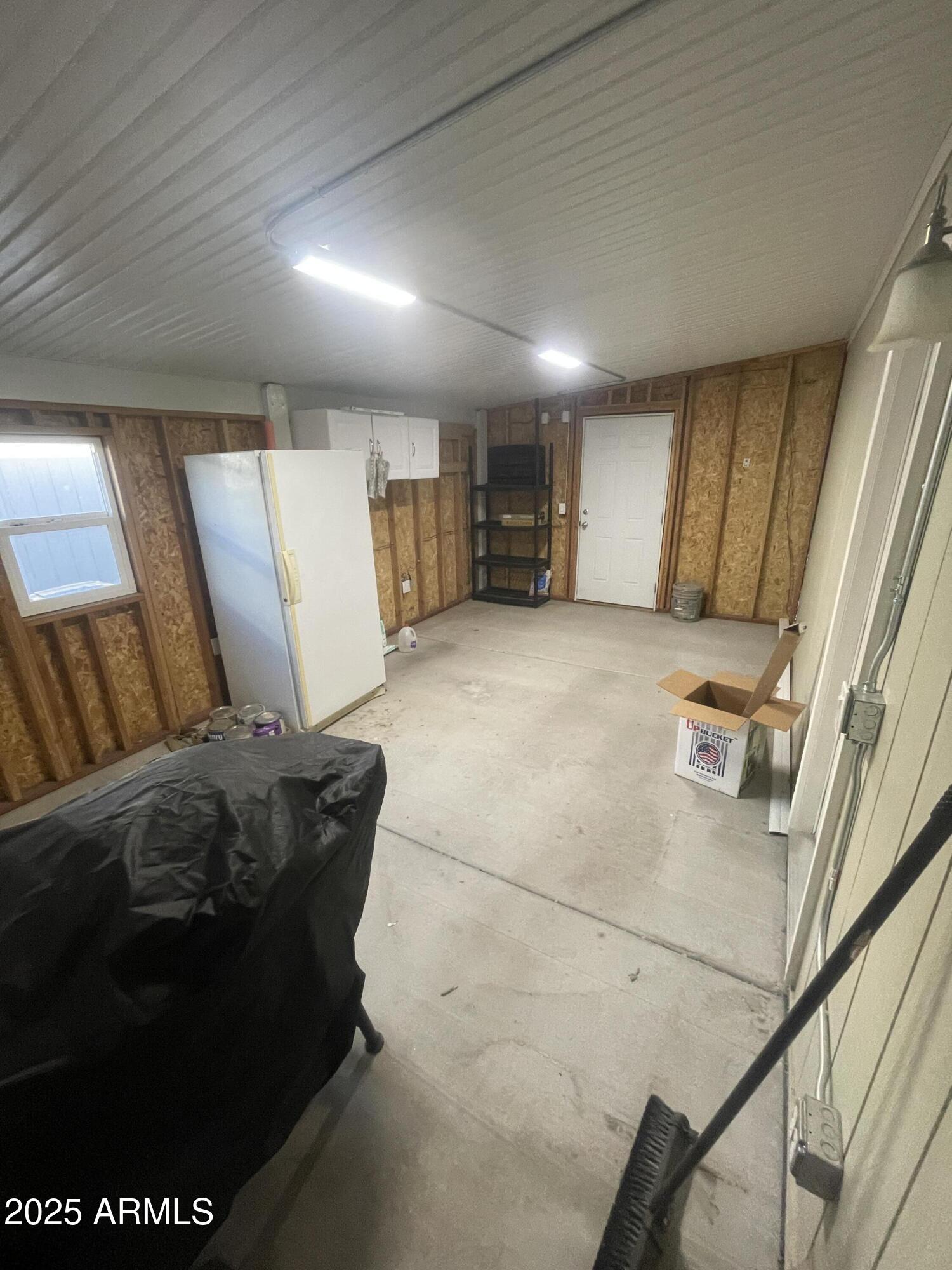 8865 East Baseline Road, Unit 555 Mesa, AZ 85209 - Photo 20 of 21 a living room with furniture