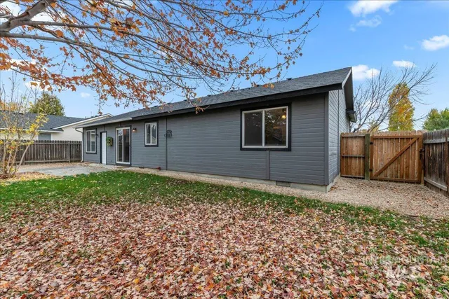 $415,000 | 1474 East Sothesby Street, Meridian, ID 83642