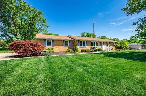 $365,000 | 712 West Taylor School Road, Hamilton, OH 45013