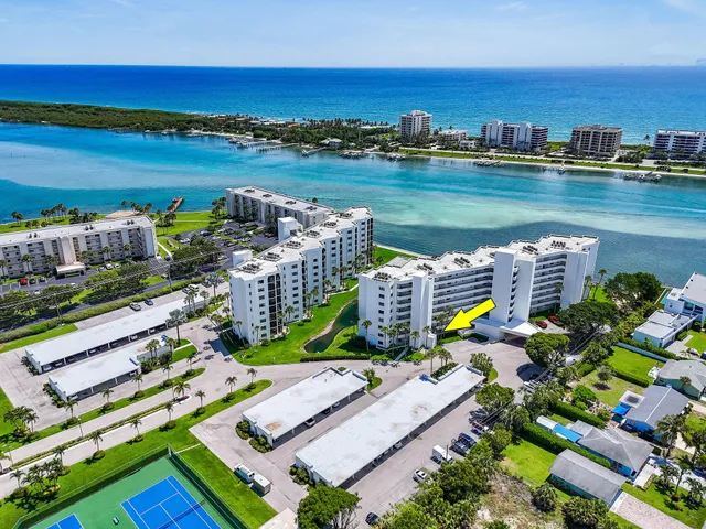 $699,000 | 19800 Sandpointe Bay Drive, Unit 108, Tequesta, FL 33469