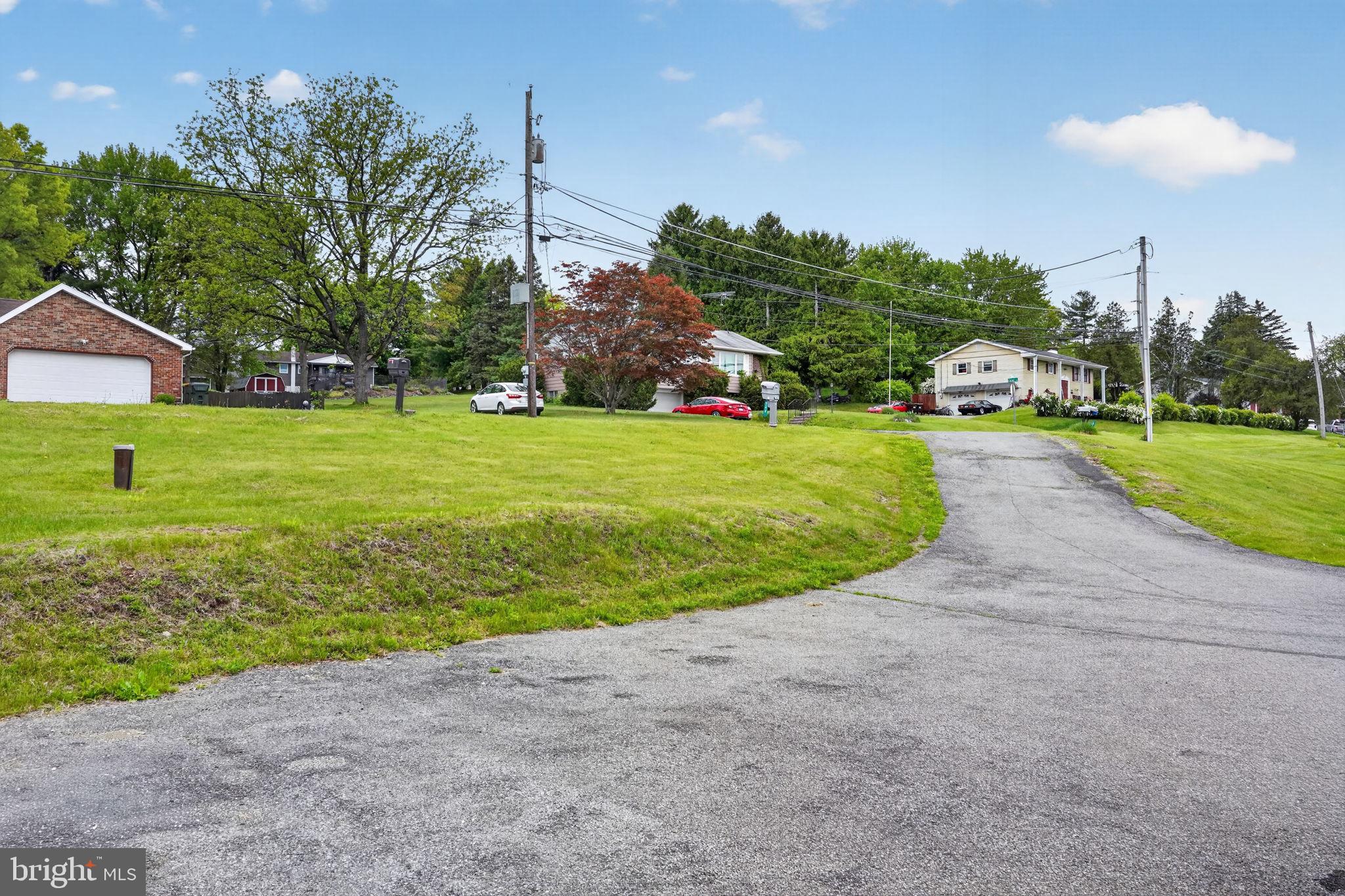 544 Bauer Road Bath, PA 18014 - Photo 43 of 44