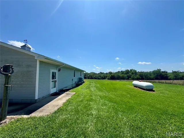 $1,200,000 | 46613 Winter Road, Browning, MO 64630