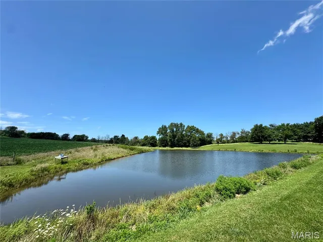 $1,200,000 | 46613 Winter Road, Browning, MO 64630