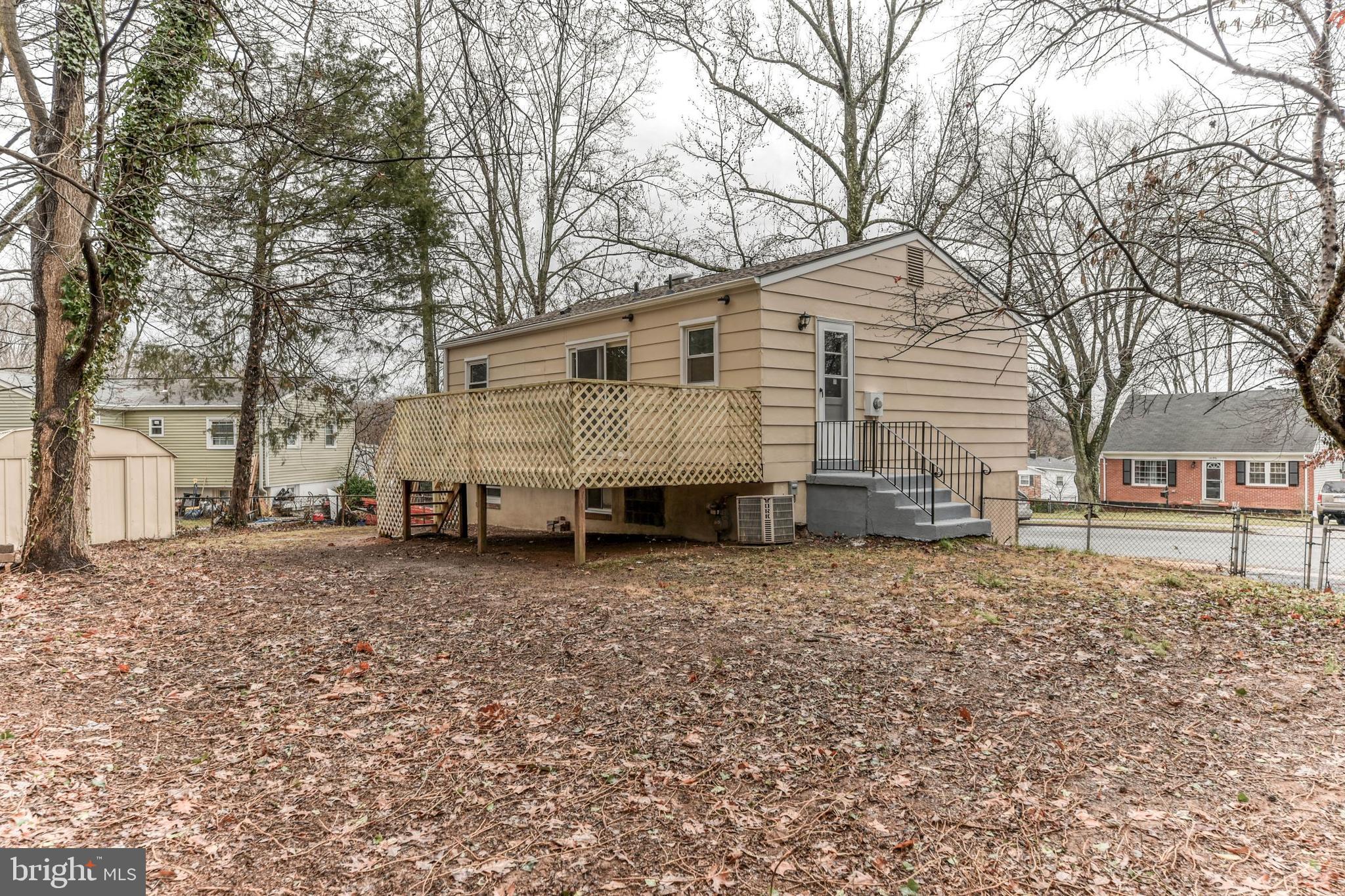 14197 Fullerton Road Woodbridge, VA 22193 - Photo 2 of 30