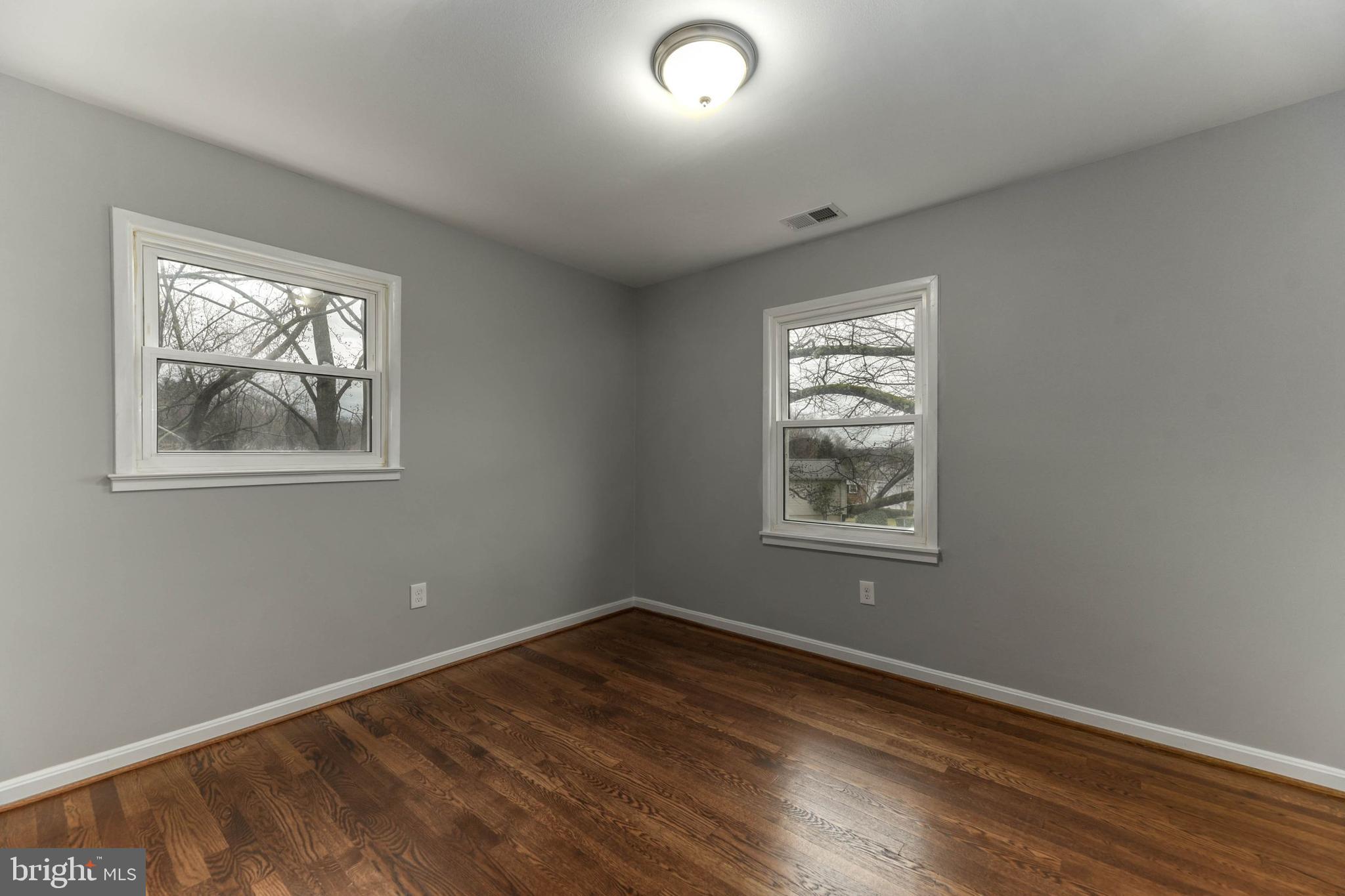 14197 Fullerton Road Woodbridge, VA 22193 - Photo 16 of 30
