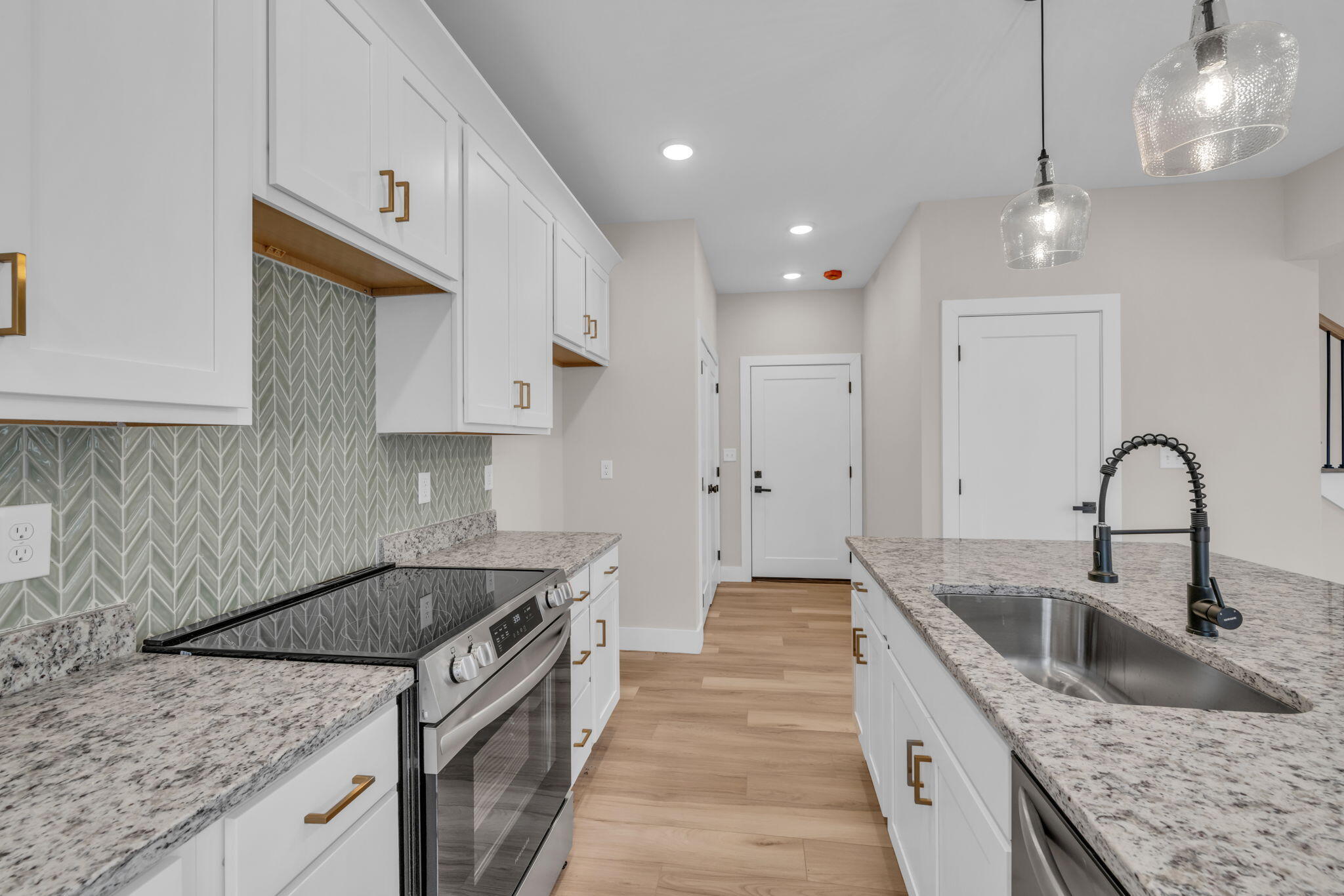 9162 Fuller Road Chattanooga, TN 37421 - Photo 15 of 36 15-web-or-mls-9162-fuller-rd