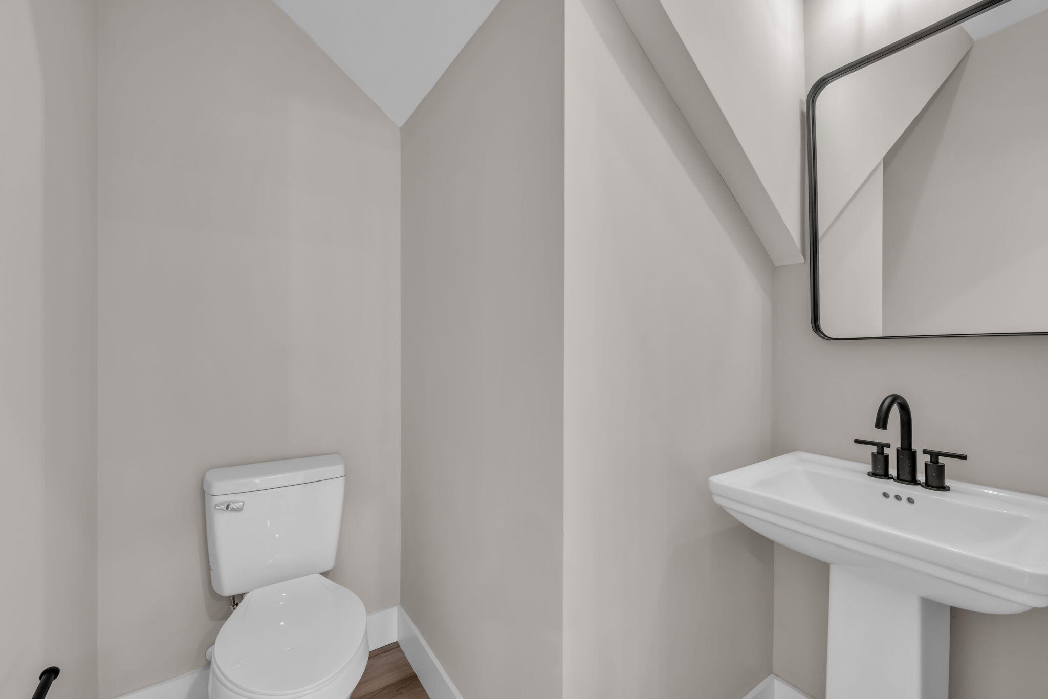 9162 Fuller Road Chattanooga, TN 37421 - Photo 18 of 36 18-web-or-mls-9162-fuller-rd