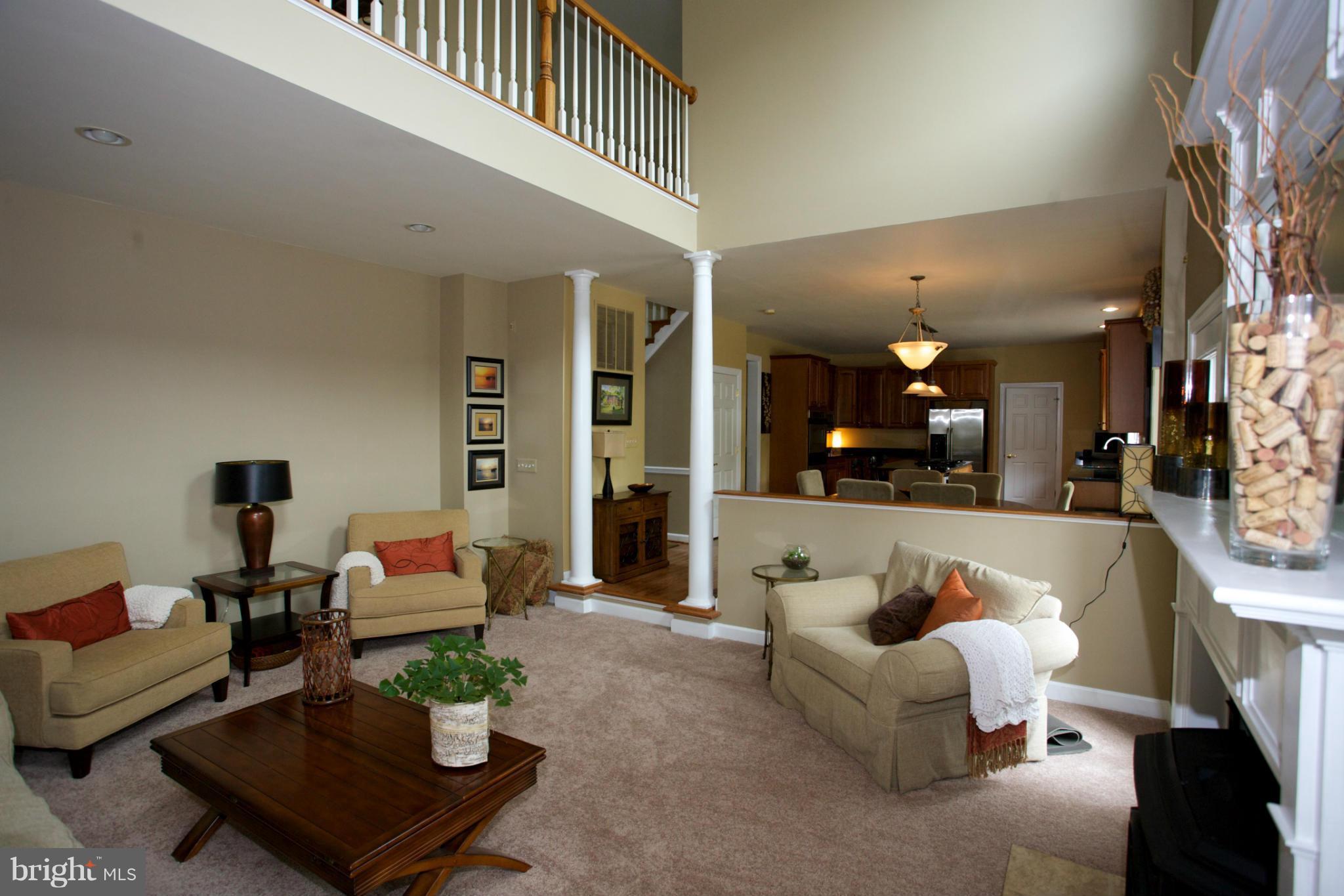 18687 Canby Road Leesburg, VA 20175 - Photo 15 of 30 Two story great room with dual access to the deck