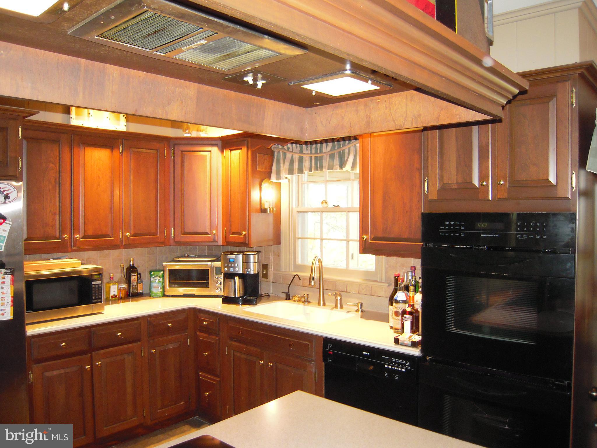 1137 Old Eagle Road Lancaster, PA 17601 - Photo 7 of 24 Gallery Image 7