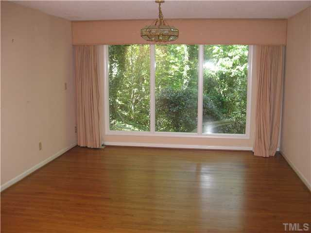 2409 Tyson Street Raleigh, NC 27612 - Photo 3 of 12 Dining Room