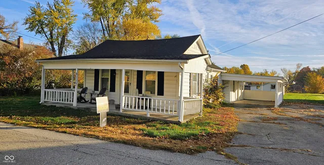 $149,900 | 9117 Main Street, Taylorsville, IN 47280