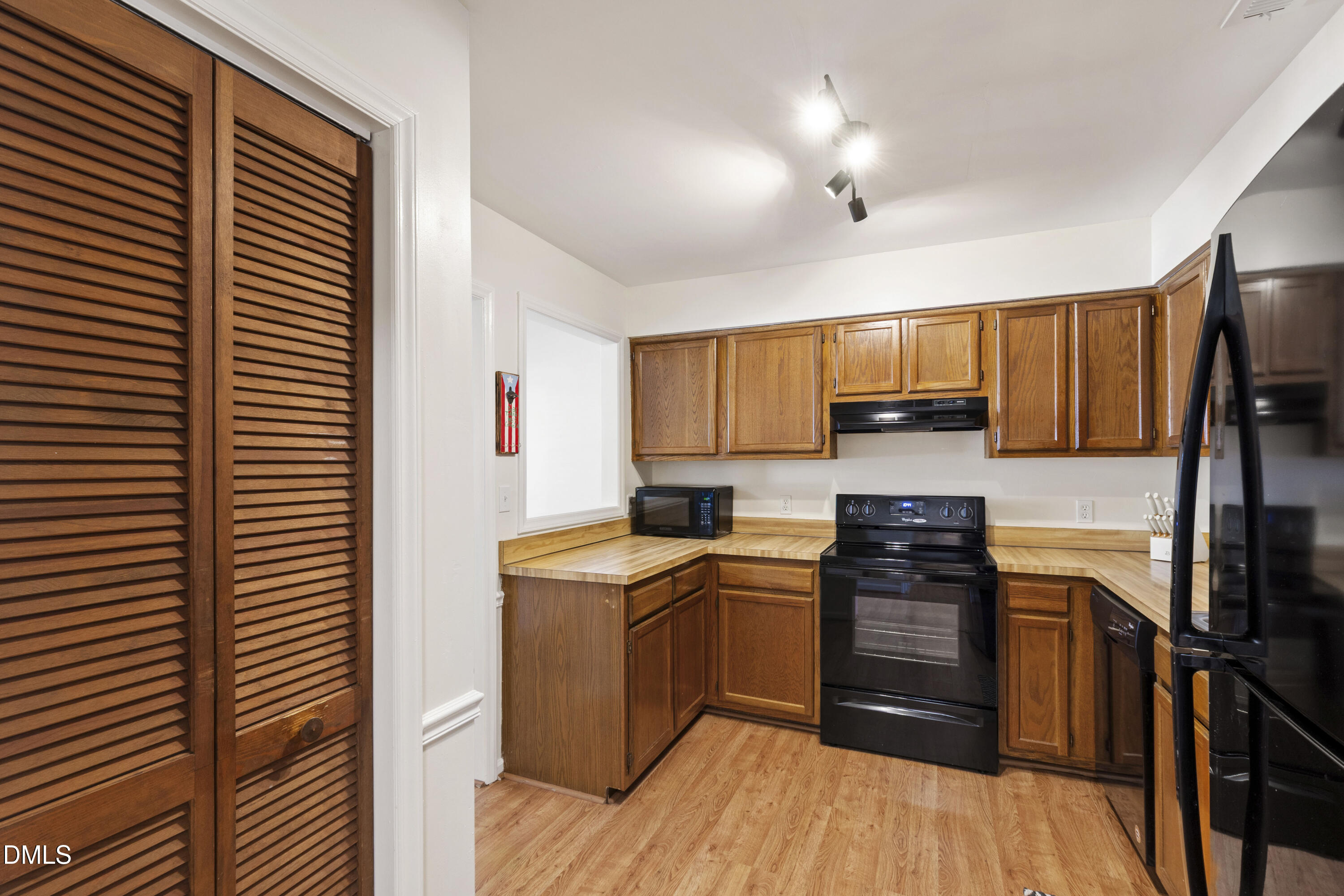 116 Inverness Court Cary, NC 27511 - Photo 15 of 38 116 Inverness (4)