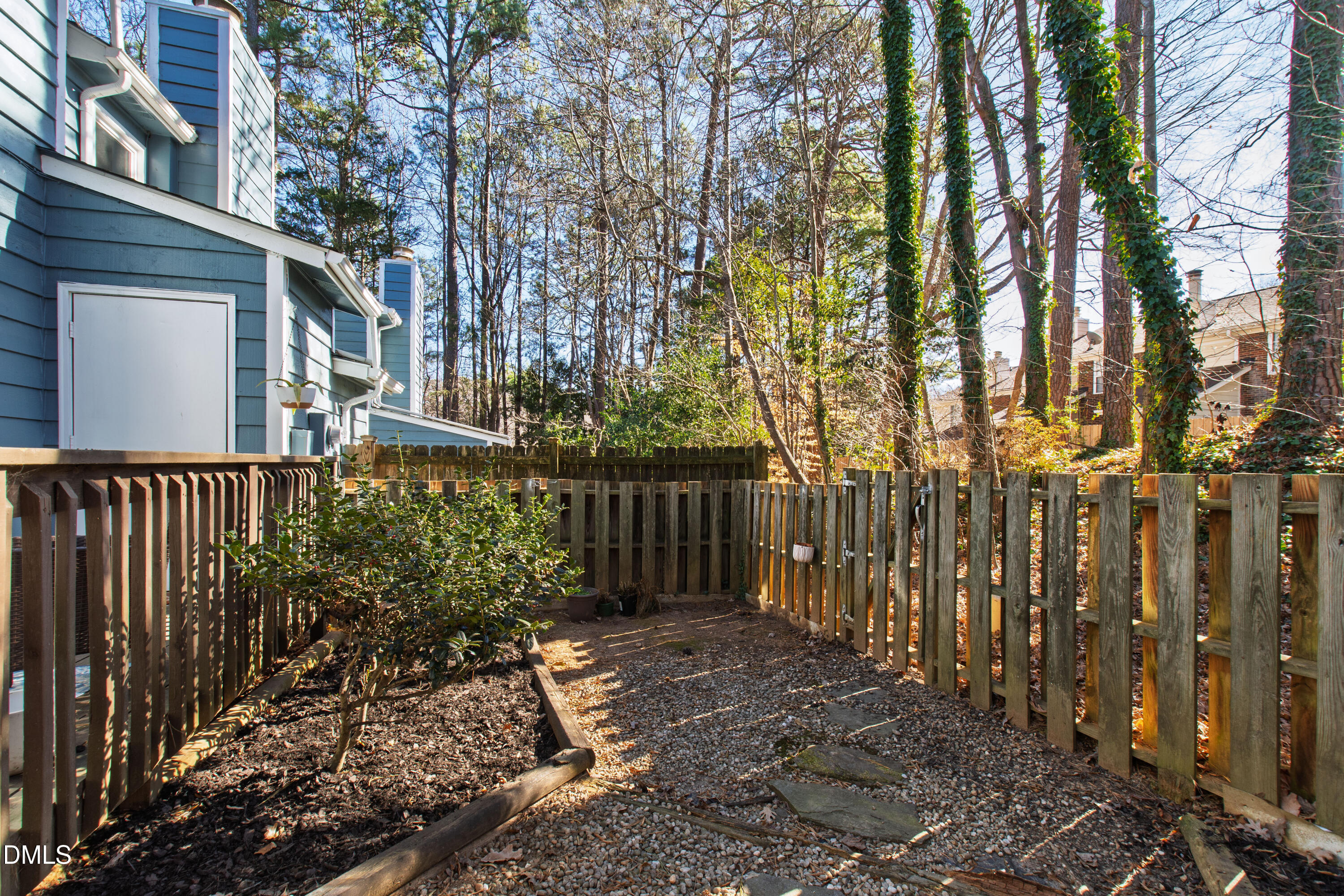 116 Inverness Court Cary, NC 27511 - Photo 36 of 38 116 Inverness (33)