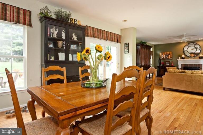 44 Glen Alpine Road Phoenix, MD 21131 - Photo 4 of 30 Dining Area