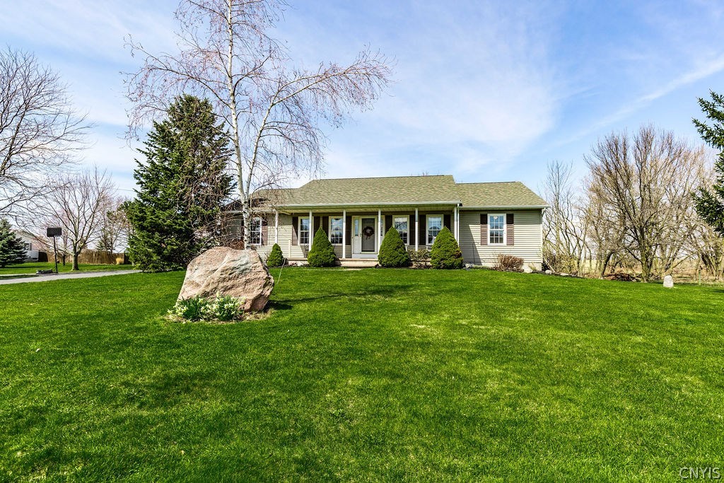 4687 Indian Town Road Vernon, NY 13421 - Photo 1 of 1 Welcome to 4687 Indian Town Road, Vernon...country