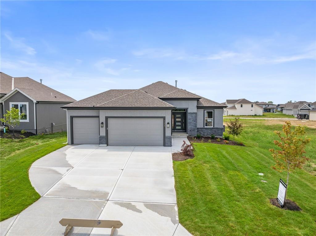 9355 Gander Street, Lenexa, KS 66227 Compass