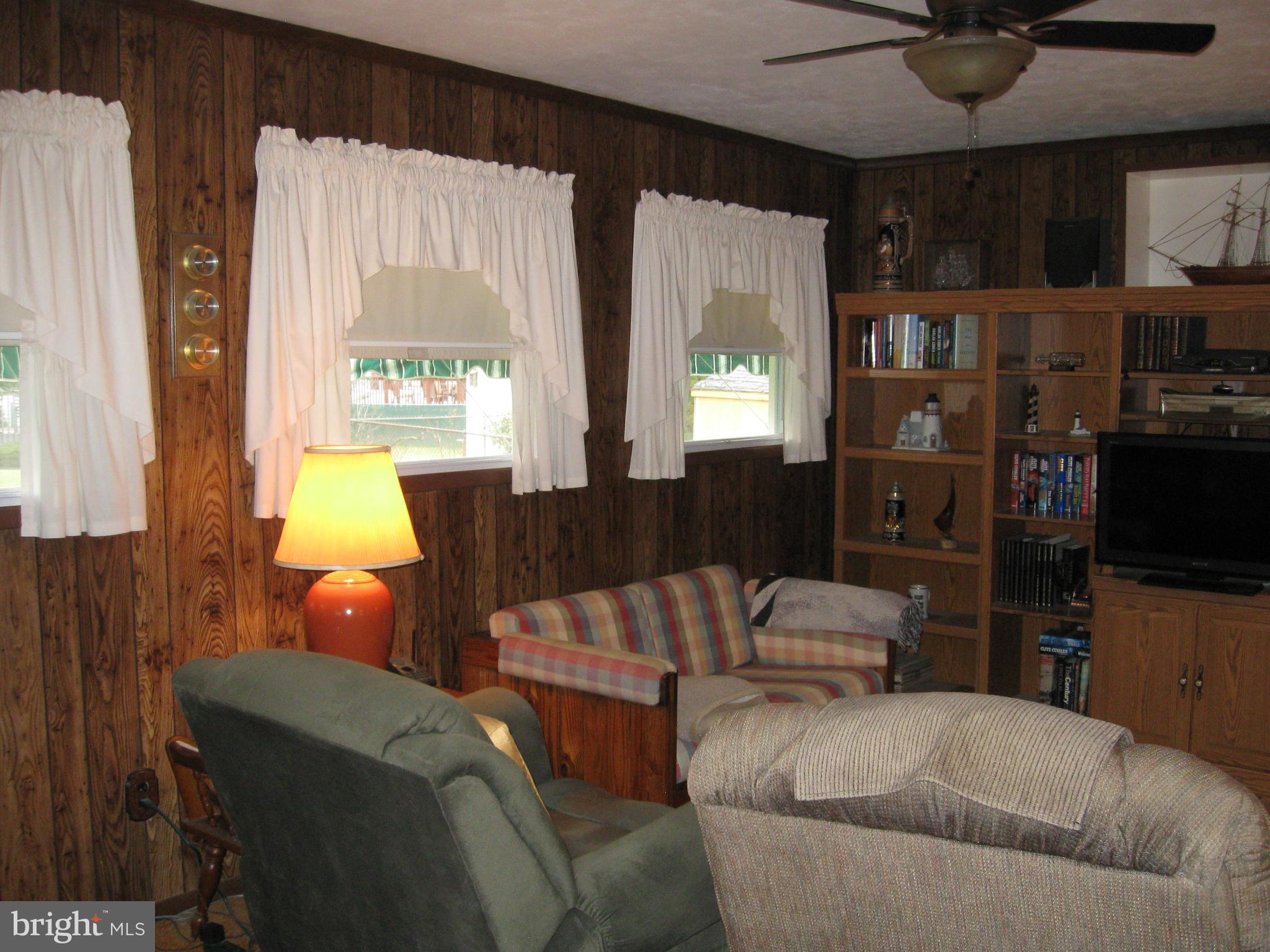27 Rock Royal Road Hamilton, NJ 08620 - Photo 14 of 27