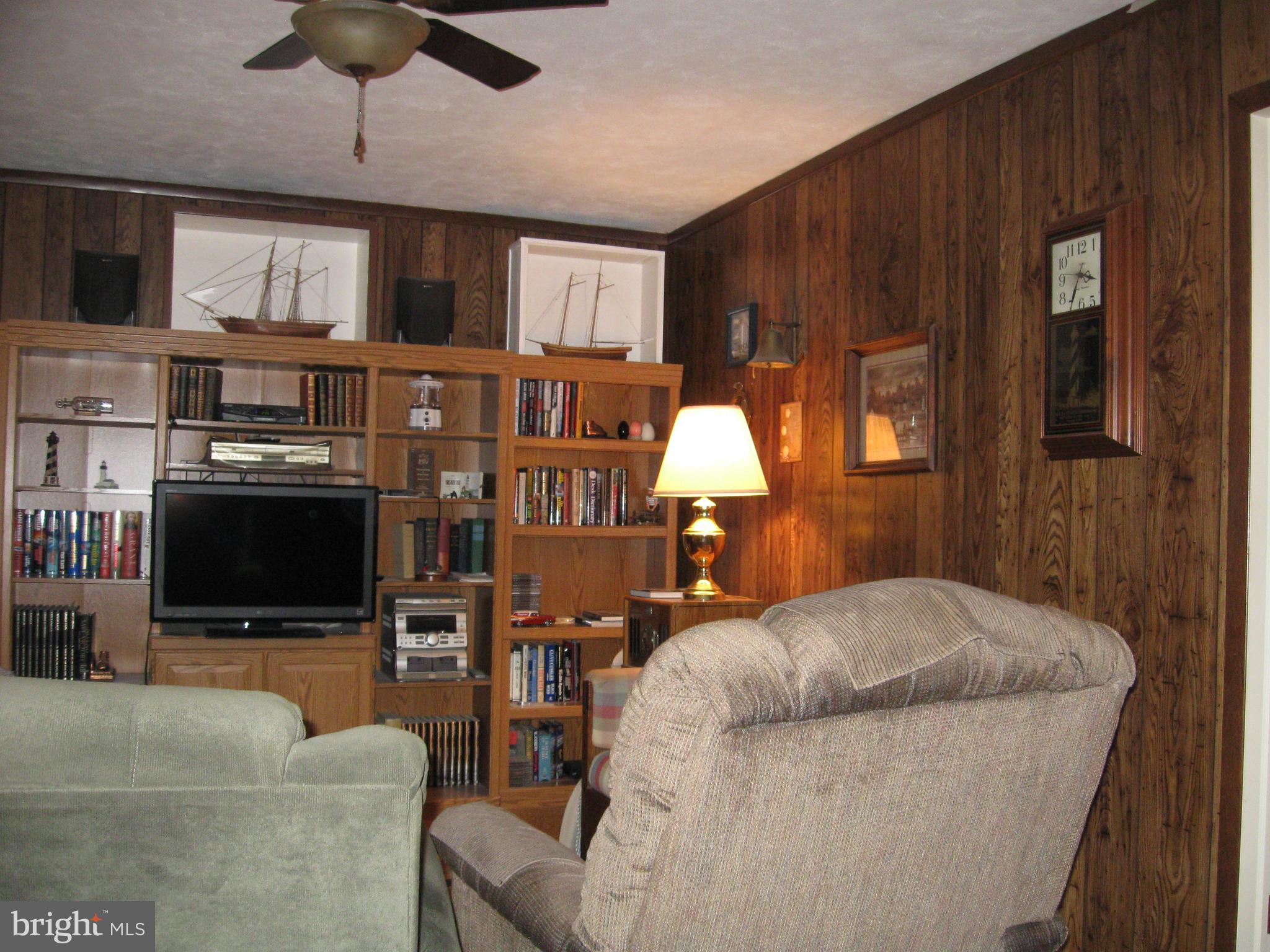 27 Rock Royal Road Hamilton, NJ 08620 - Photo 16 of 27