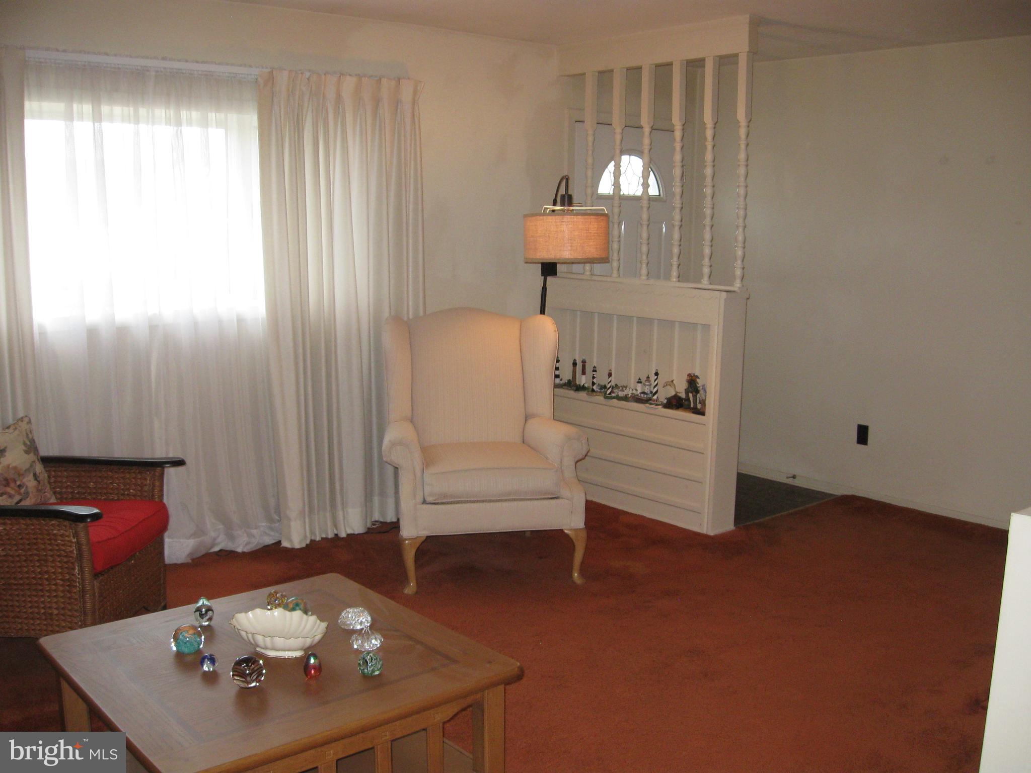 27 Rock Royal Road Hamilton, NJ 08620 - Photo 3 of 27