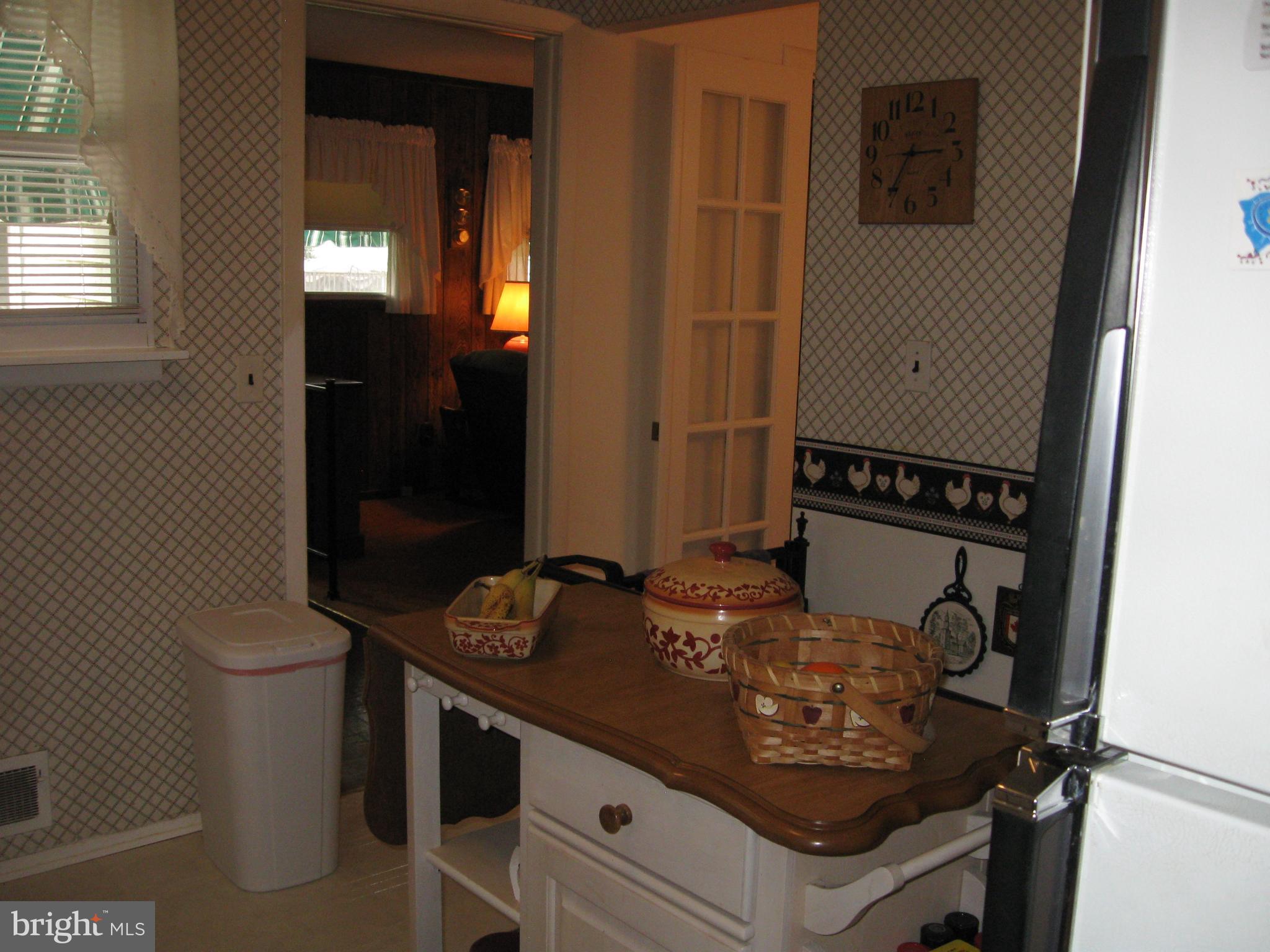 27 Rock Royal Road Hamilton, NJ 08620 - Photo 10 of 27