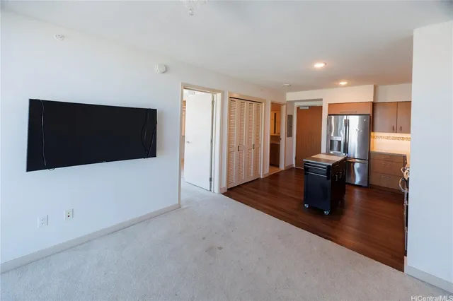 $625,000 | 555 South Street, Unit 2411, Honolulu, HI 96813