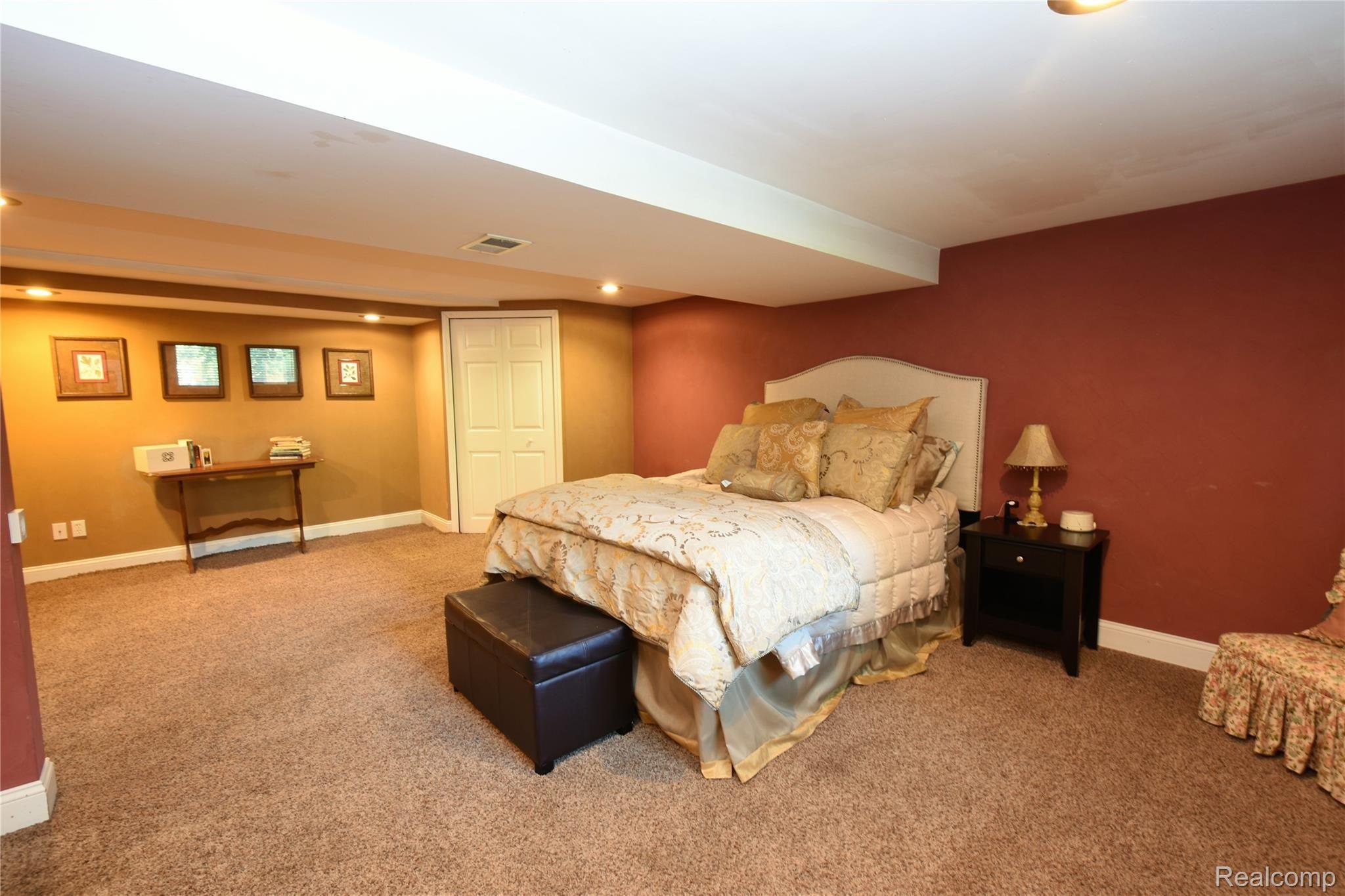 7202 Ridgeview Drive Genesee, MI 48437 - Photo 24 of 39 DSC_4095.JPG
