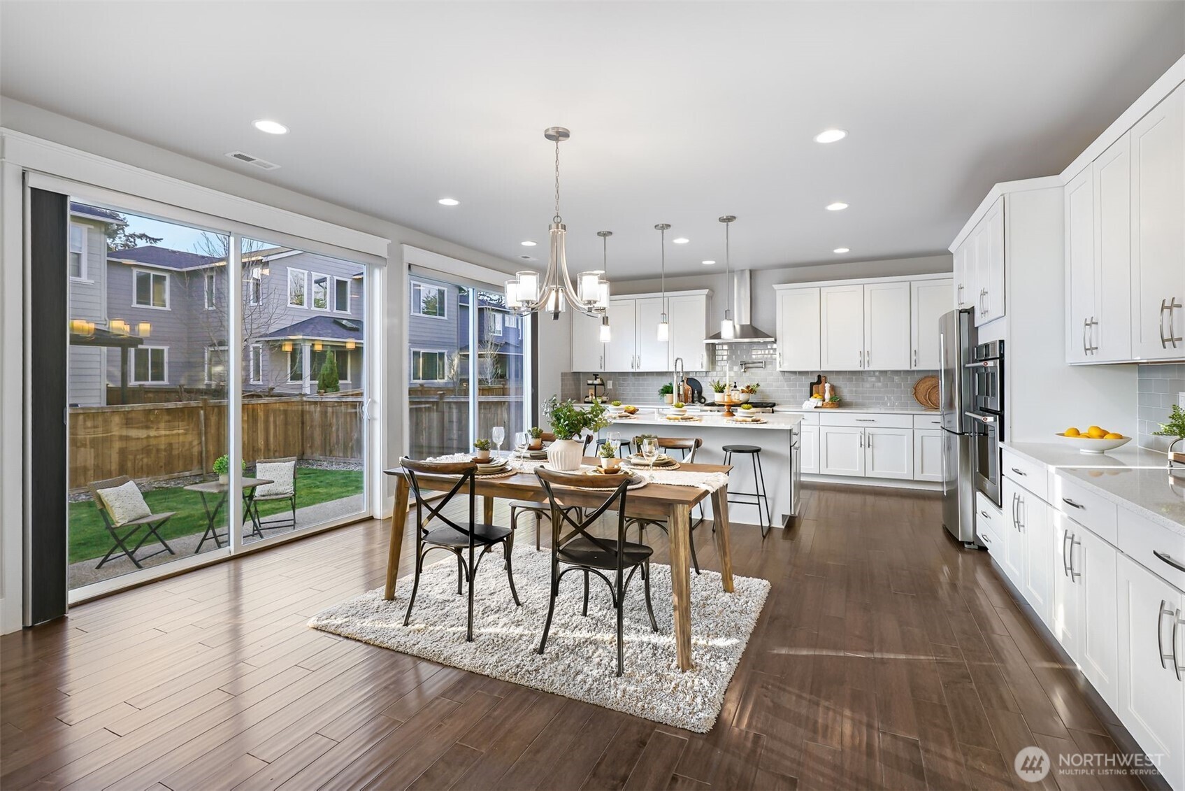 321 Graham Avenue Southeast Renton, WA 98059 - Photo 4 of 38