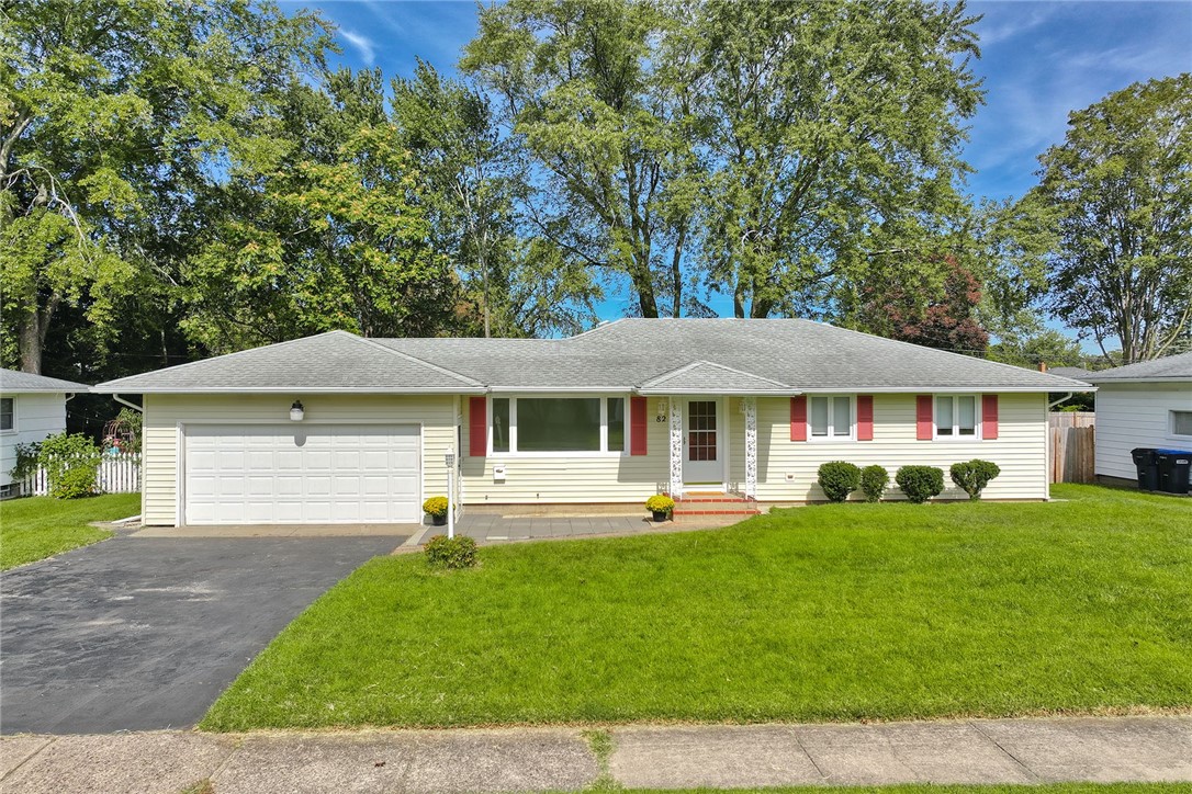 82 Woolacott Road Rochester, NY 14621 - Photo 1 of 45 Gallery Image 1