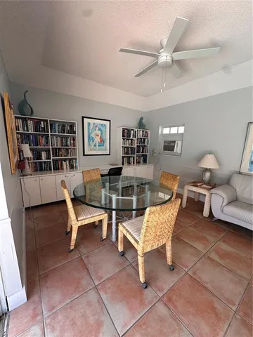 $299,900 | 1001 Northeast 8th Avenue, Unit 209, Delray Beach, FL 33483