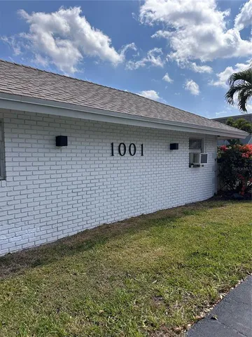 $299,900 | 1001 Northeast 8th Avenue, Unit 209, Delray Beach, FL 33483