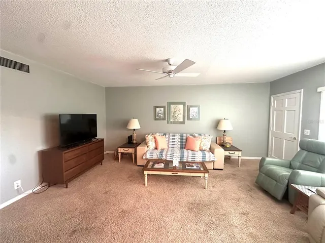 $299,900 | 1001 Northeast 8th Avenue, Unit 209, Delray Beach, FL 33483