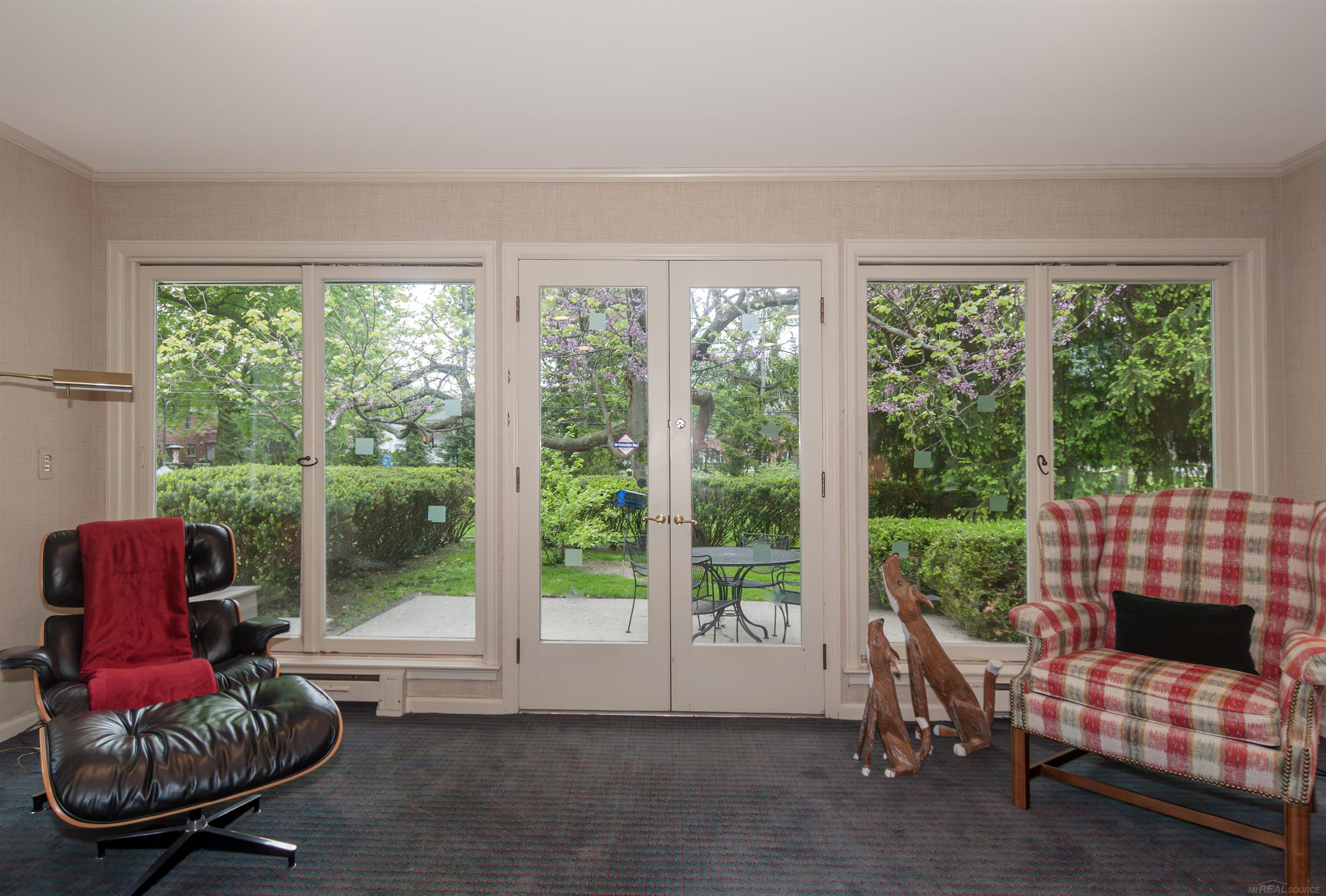 570 Oxford Road Grosse Pointe, MI 48236 - Photo 20 of 99 50141978-8a9eed93-a7b0-4f90-934b-6359999b19b7.JPG