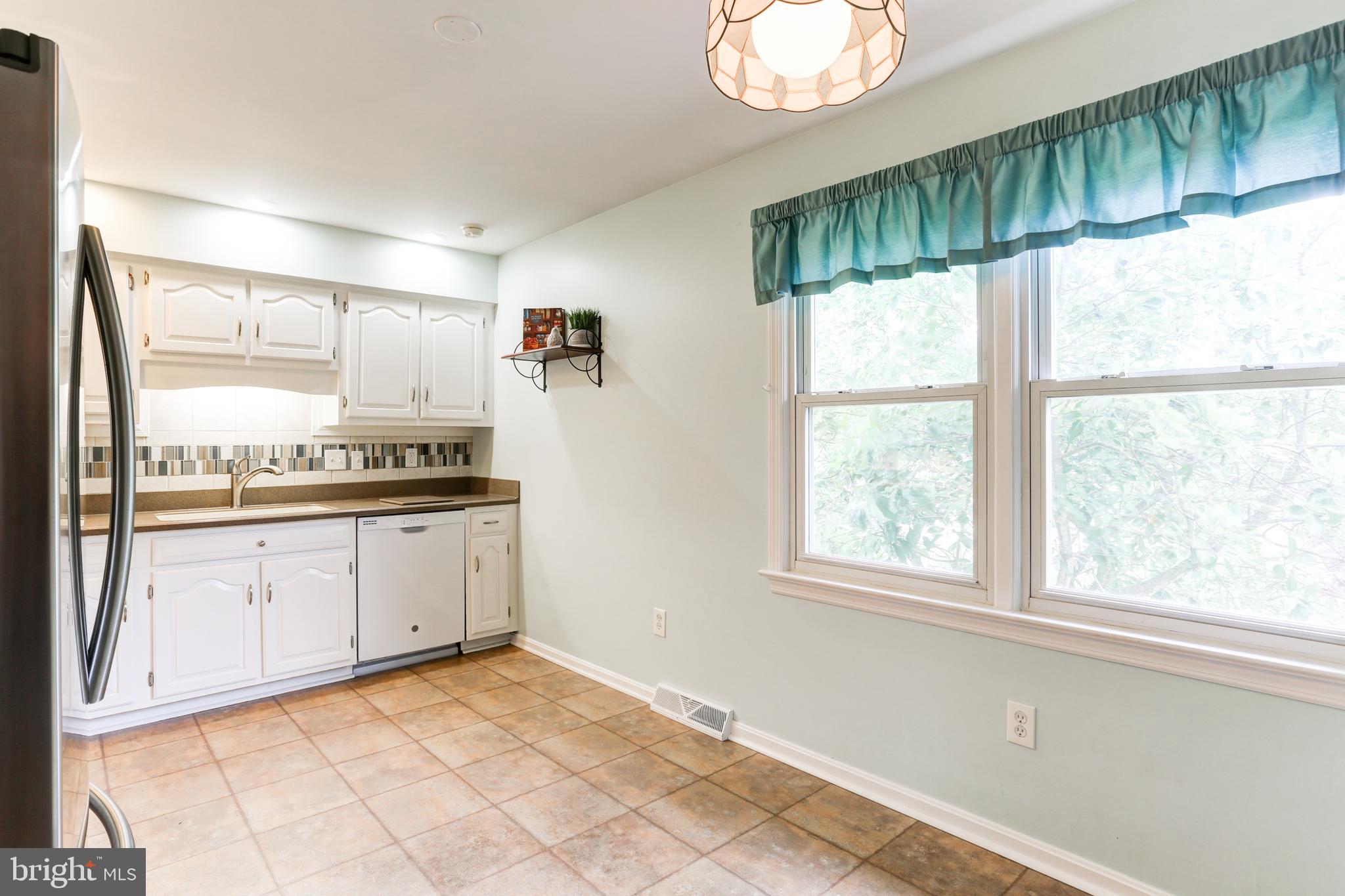 2123 Circle Road Carlisle, PA 17013 - Photo 12 of 48 Gallery Image 12