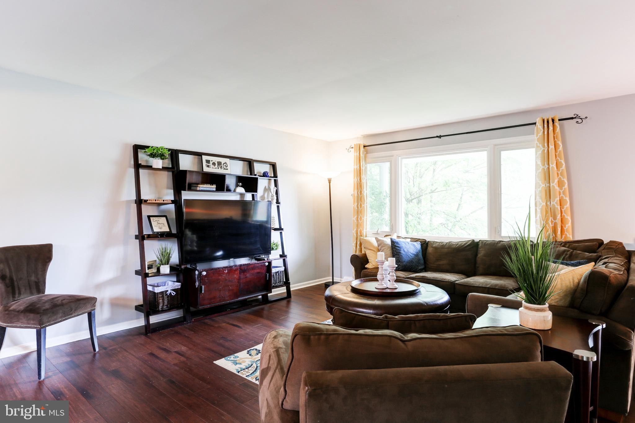 2123 Circle Road Carlisle, PA 17013 - Photo 6 of 48 Gallery Image 6