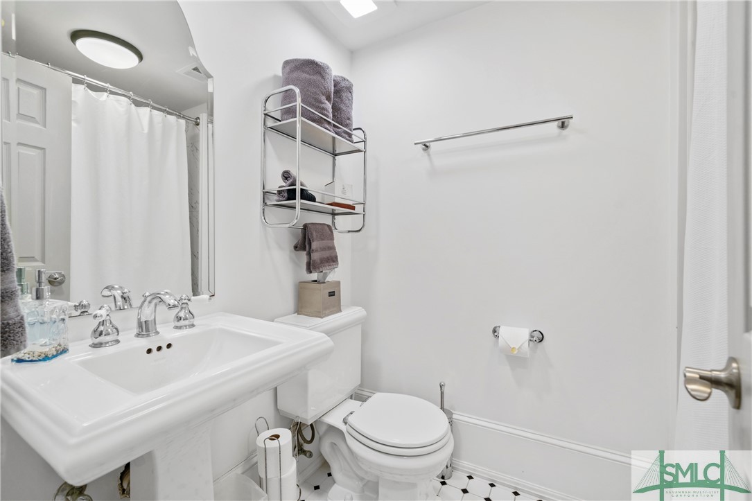 217 Abercorn Street, Unit C2 Savannah, GA 31401 - Photo 23 of 32