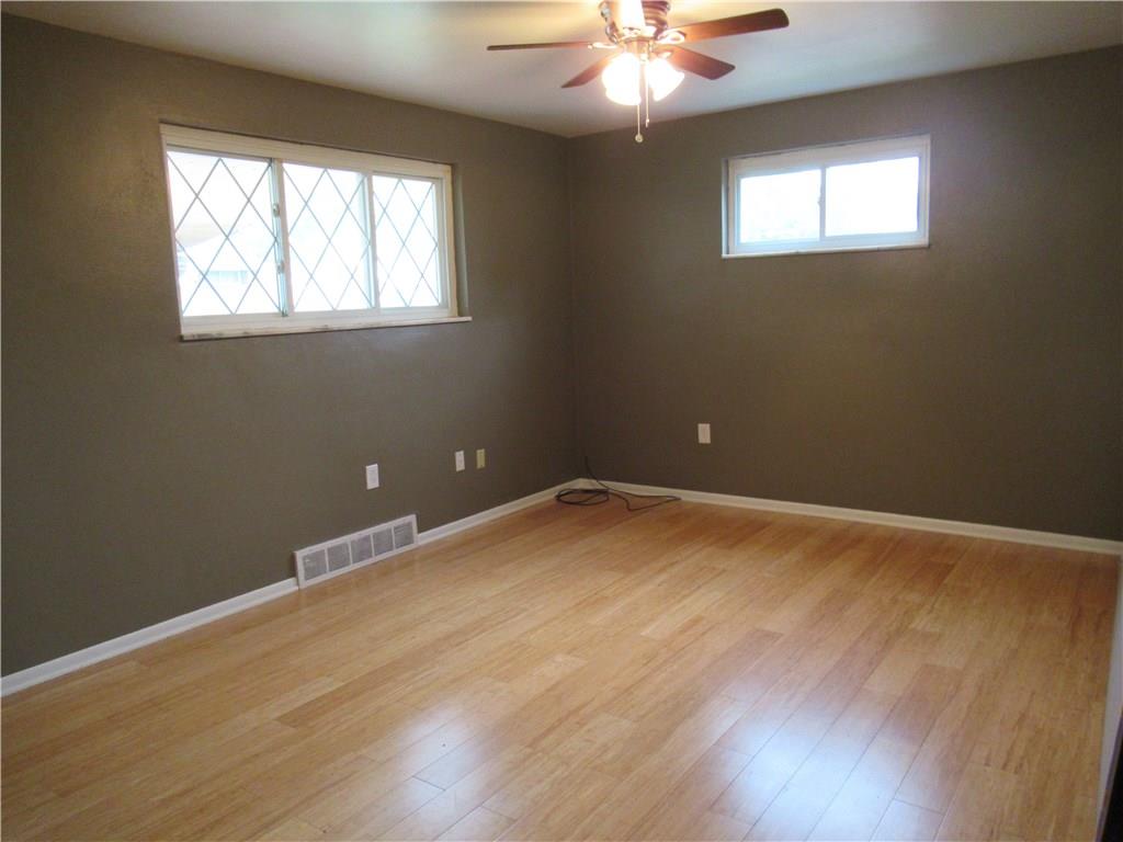 3706 Ramo Street Pittsburgh, PA 15204 - Photo 4 of 17 Gallery Image 4