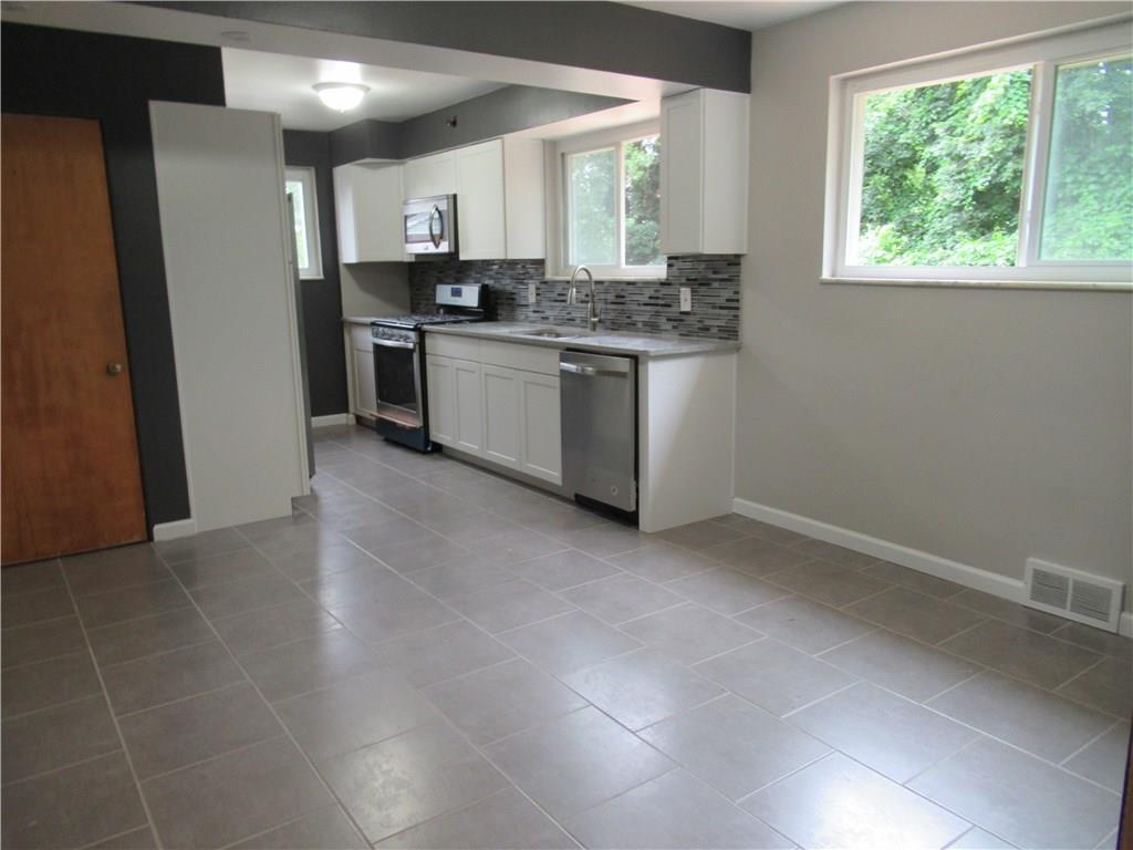 3706 Ramo Street Pittsburgh, PA 15204 - Photo 7 of 17 Gallery Image 7