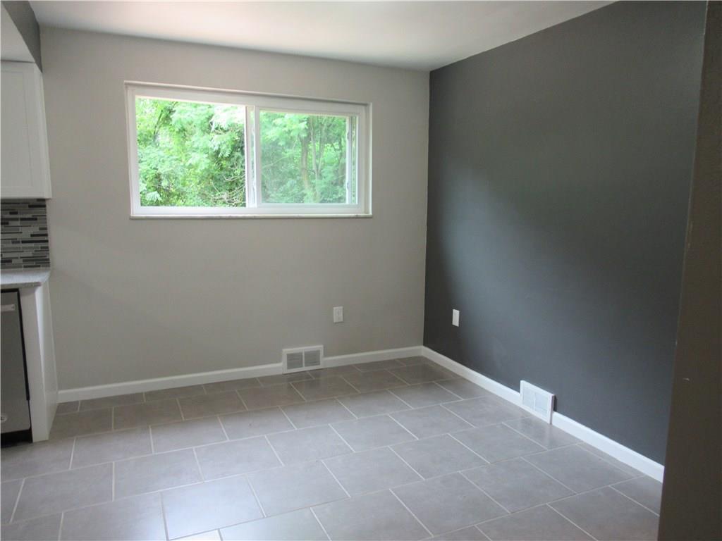 3706 Ramo Street Pittsburgh, PA 15204 - Photo 8 of 17 Gallery Image 8